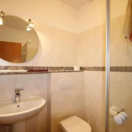 Haus Kaethi 2 شقة