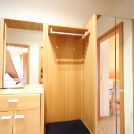 Haus Kaethi 2 *